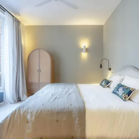 Marais - Magnificent 3br/bth Decorated With Taste Paris