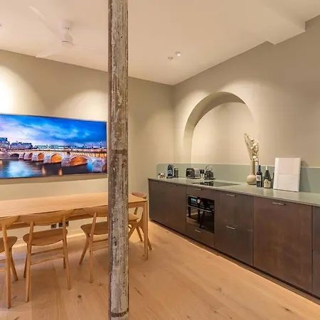 Marais - Magnificent 3br/bth Decorated With Taste Parijs